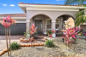 1776 Sw Jamesport Drive Port Saint Lucie, FL 34953 Sold 06/12/23