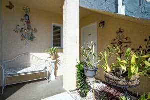 1627 Se Green Acres Circle Z101 Port Saint Lucie, FL 34952 Sold 06/05/23