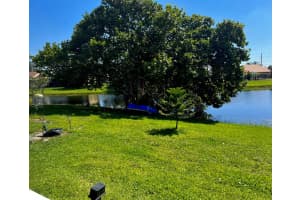 9389 Lakeside Lane Boynton Beach, FL 33437 Sold 06/23/23