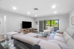 34  Stratford Lane   D, Boynton Beach, FL 33436 Sold 12/18/23