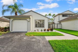 MLS# R10886352, Wellington, Florida 33414