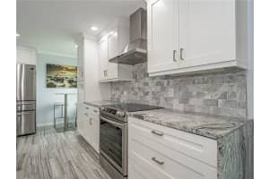 1166 6th Avenue D2 Vero Beach, FL 32960 Sold 06/02/23