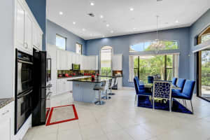 3517 Collonade Drive Wellington, FL 33449 Sold 06/22/23