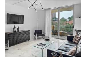 403 S Sapodilla Avenue   311, West Palm Beach, FL 33401 Sold 10/16/23