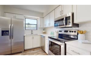 1605 Wharf Lane Green Acres, FL 33463 Sold 06/12/23
