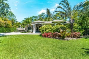 8212 S Virginia Avenue, Palm Beach Gardens, FL 33418 Sold 12/15/23