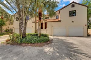 12  Via De Casas Sur    204, Boynton Beach, FL 33426 Sold 06/29/23