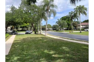 8  Amherst Court   B, Royal Palm Beach, FL 33411 Sold 07/27/23