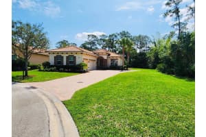 1016 SW Triste Way, Stuart, FL 34997 Sold 09/13/23