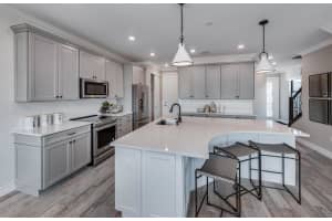 2190 Appleton Circle S Lot 352 Oakland Park, FL 33309 Sold 05/28/23