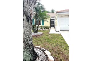 6082  Lake Hibiscus Drive, Delray Beach, FL 33484 Sold 11/07/23