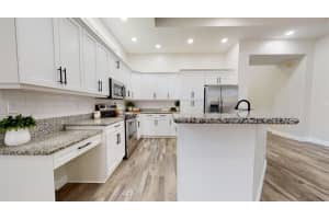 9481  Via Elegante, Wellington, FL 33411 Sold 08/04/23