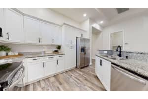 9481  Via Elegante, Wellington, FL 33411 Sold 08/04/23