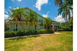 1441  56th Square  W, Vero Beach, FL 32966 Sold 09/20/23