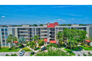 825  Egret Circle   403, Delray Beach, FL 33444 Sold 10/27/23