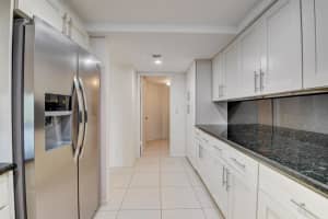 825  Egret Circle   403, Delray Beach, FL 33444 Sold 10/27/23