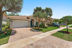 9095 Silver Glen Way Lake Worth, FL 33467 Sold 06/15/23