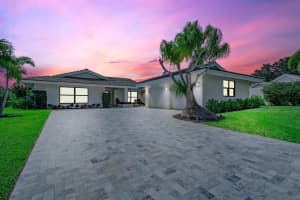 666  Lakewoode Circle  E, Delray Beach, FL 33445 Sold 05/23/24