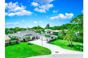 666  Lakewoode Circle  E, Delray Beach, FL 33445 Sold 05/23/24