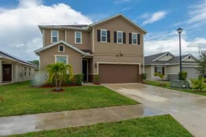 5930 NW Pine Trail Circle, Port Saint Lucie, FL 34983 Sold 09/11/23