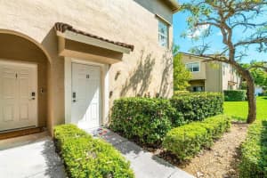114 Lighthouse Circle H Tequesta, FL 33469 Sold 06/20/23