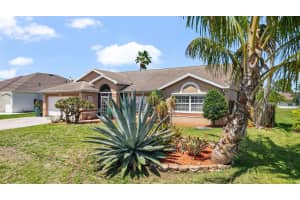 2631 SW Fair Isle Road, Port Saint Lucie, FL 34987 Sold 08/01/23