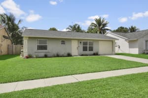 5424  Edgerton Avenue, Lake Worth Beach, FL 33463 Sold 07/03/23