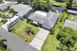 1016 SW 26th Avenue, Boynton Beach, FL 33426 Sold 10/13/23