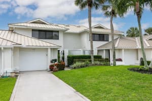 5606 SE Foxcross Place, Stuart, FL 34997 Sold 06/17/24