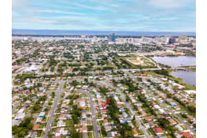 1344  9th Street, West Palm Beach, FL 33401 Sold 06/07/23