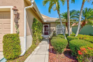 628 NW Stanford Lane, Port Saint Lucie, FL 34983 Sold 09/15/23