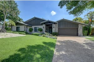 613 W Lakewoode Circle  W, Delray Beach, FL 33445 Sold 09/05/23