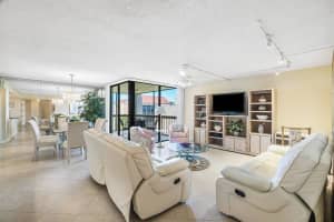 450 Egret Circle 9510 Delray Beach, FL 33444 Sold 06/20/23