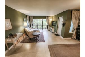 3624 Alder Drive G1 West Palm Beach, FL 33417 Sold 06/15/23