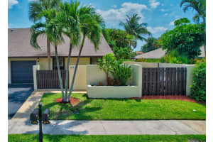 377 Sw 29th Avenue Delray Beach, FL 33445 Sold 06/08/23