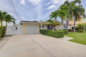 318  Holly Avenue, Port Saint Lucie, FL 34952 Sold 06/29/23