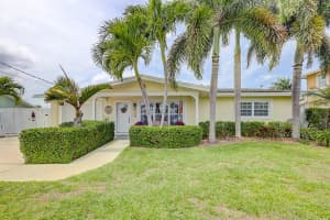 318  Holly Avenue, Port Saint Lucie, FL 34952 Sold 06/29/23