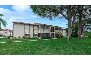 3486  La Palmas Court   D-1, Greenacres, FL 33463 Sold 08/16/23