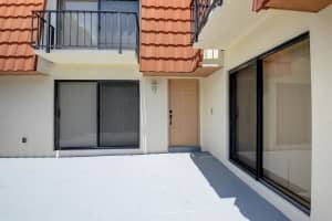 3003 San Clara Drive 3-b Delray Beach, FL 33445 Sold 06/26/23