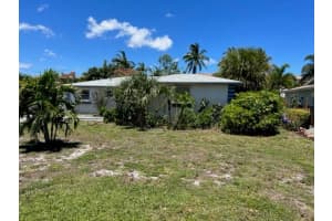 739 Mallard Drive Delray Beach, FL 33444 Sold 07/07/23