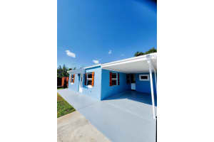 6925  Westview Drive, Lake Worth Beach, FL 33462 Sold 06/20/23