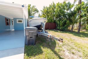 6925  Westview Drive, Lake Worth Beach, FL 33462 Sold 06/20/23