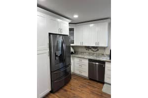 3  Colonial Club Drive   101, Boynton Beach, FL 33435 Sold 09/08/23