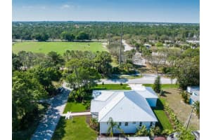 1071 SW 37th Terrace, Palm City, FL 34990 Sold 08/21/23