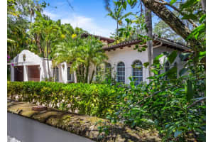 50  Paloma Avenue, Boca Raton, FL 33486 Sold 12/01/23
