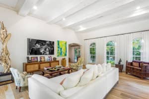 50  Paloma Avenue, Boca Raton, FL 33486 Sold 12/01/23