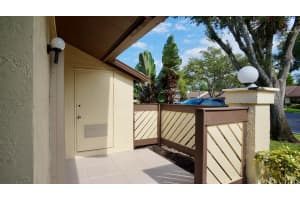 5  Bay Cedar Court, Royal Palm Beach, FL 33411 Sold 06/23/23