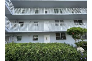 104  Royal Park Drive   1b, Oakland Park, FL 33309 Sold 11/17/23