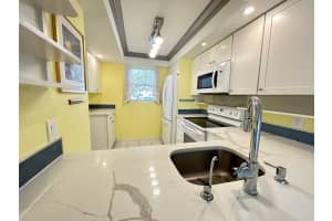 104  Royal Park Drive   1b, Oakland Park, FL 33309 Sold 11/17/23