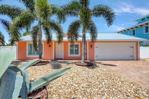 490 SW Beachway Avenue, Palm City, FL 34990 Sold 09/27/23